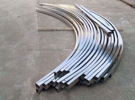 通辽铝型材拉弯加工：工业塑形